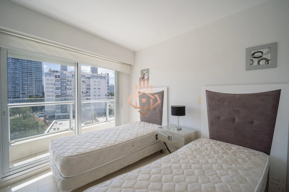 Comodo Apartamento de 3 suites