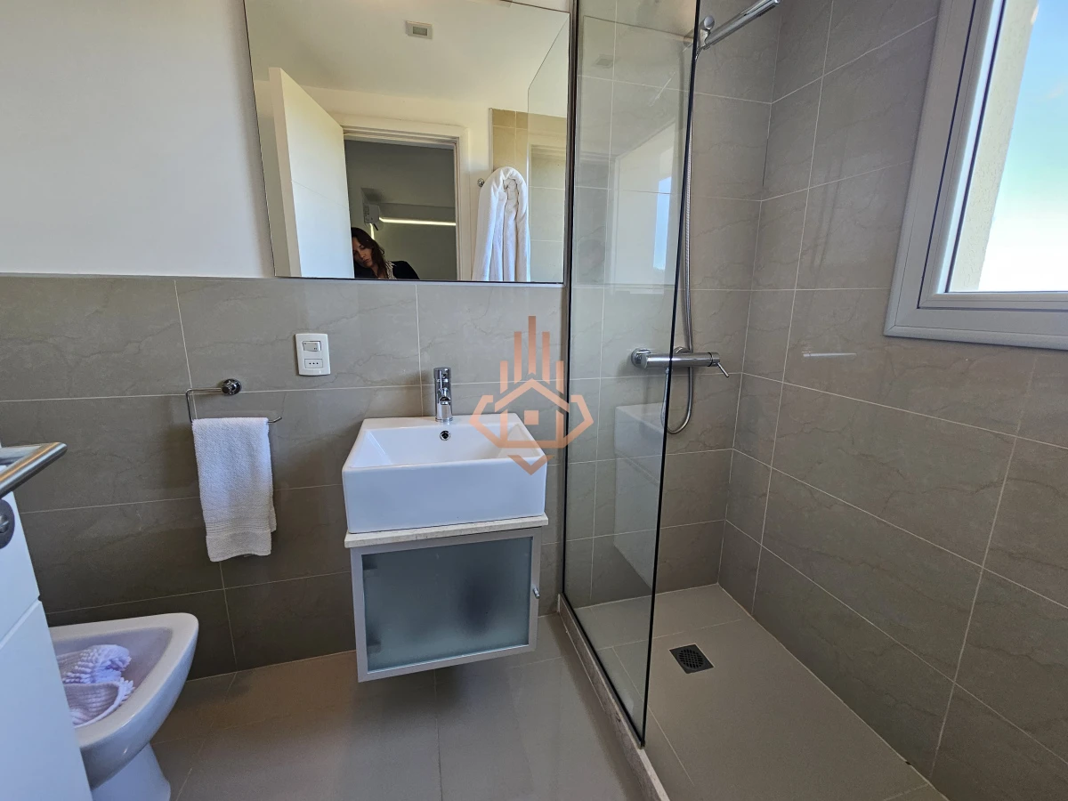 Departamento en Alquiler en Parada 30 de la Brava Primera Linea, 3 Dormitorios