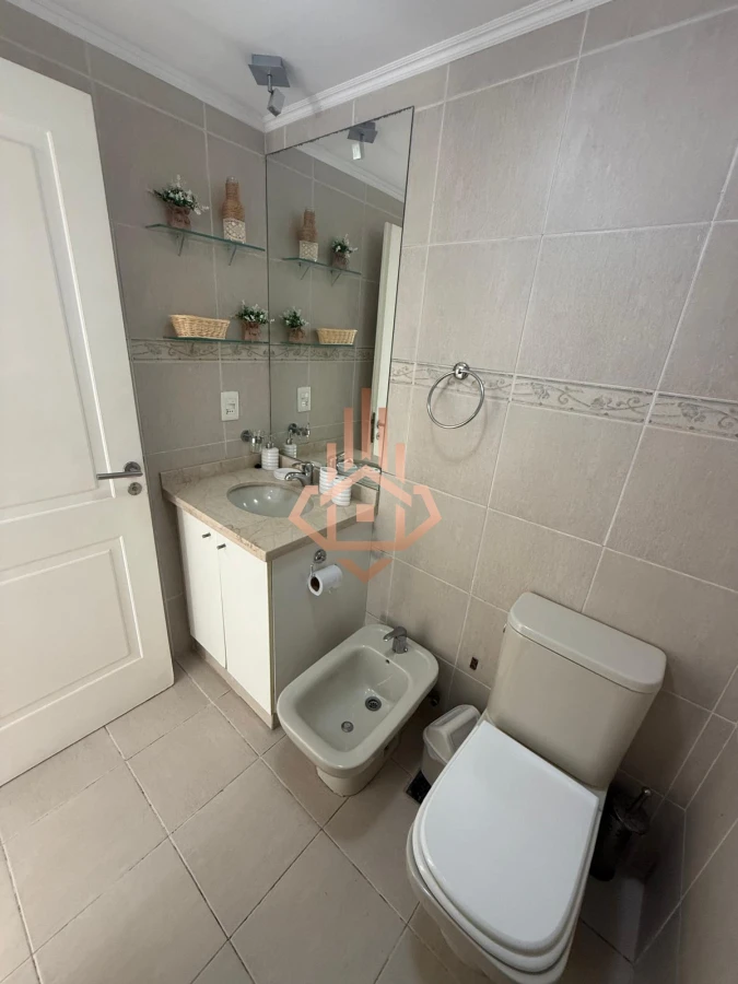 Apartamento con garaje y balcon en la peninsula