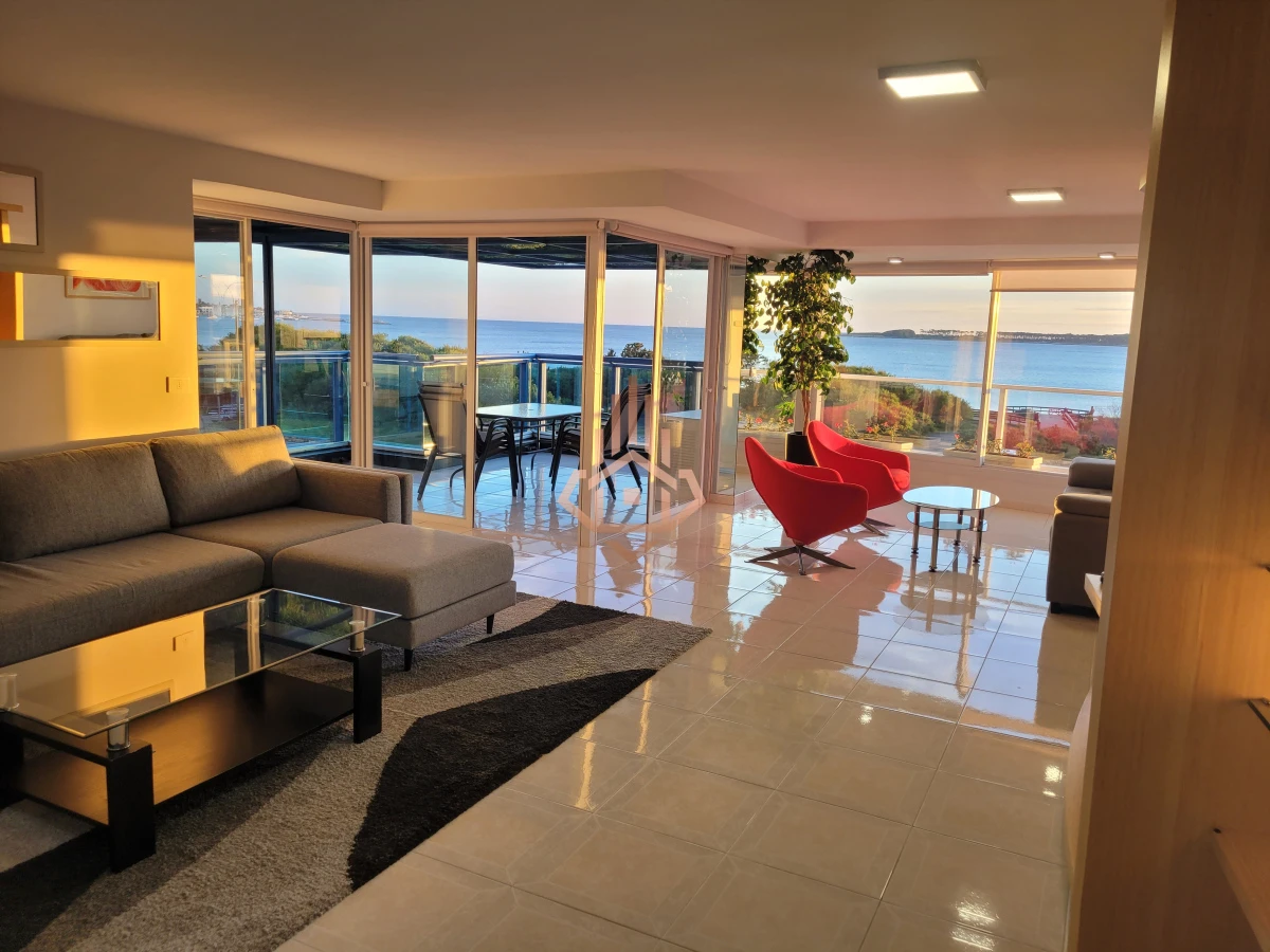Residencia de lujo en venta frente al mar - Beverly Tower, Playa Mansa
