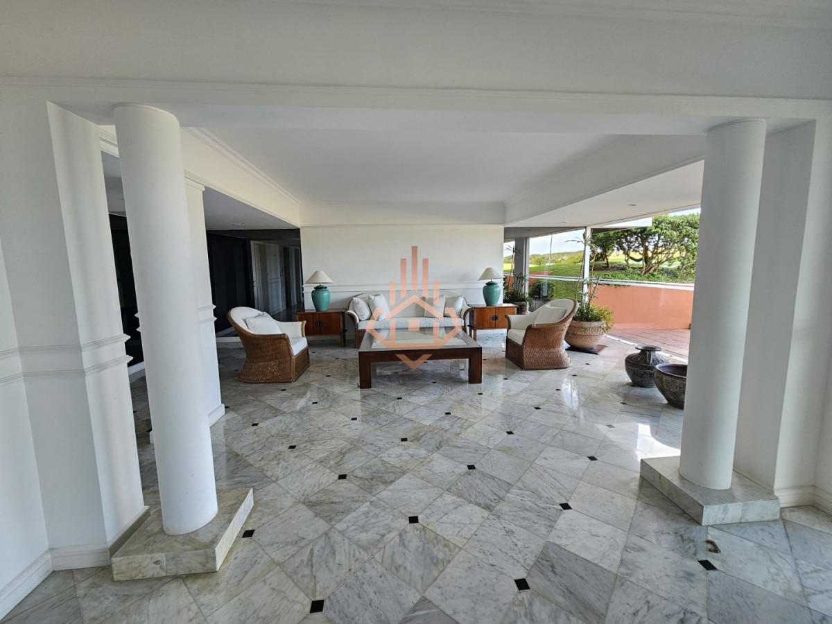 Se Vende Apartamento de 4 Dormitorios en Suite y Terraza Privada con Barbacoa Cerrada Balcon con Espectaculares Vistas