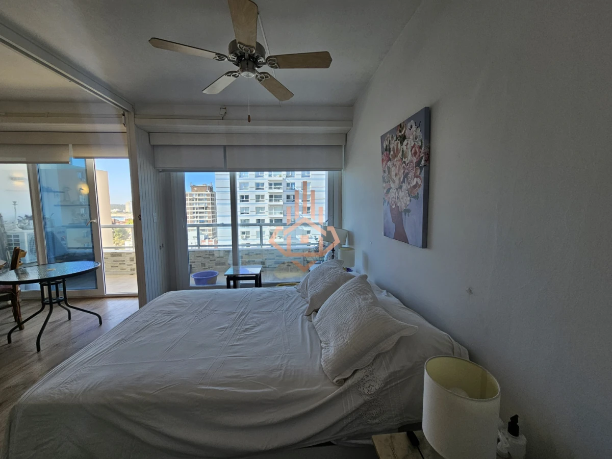 Se Vende Departamento de un Dormitorio con Vista al Mar Balcon en Peninsula