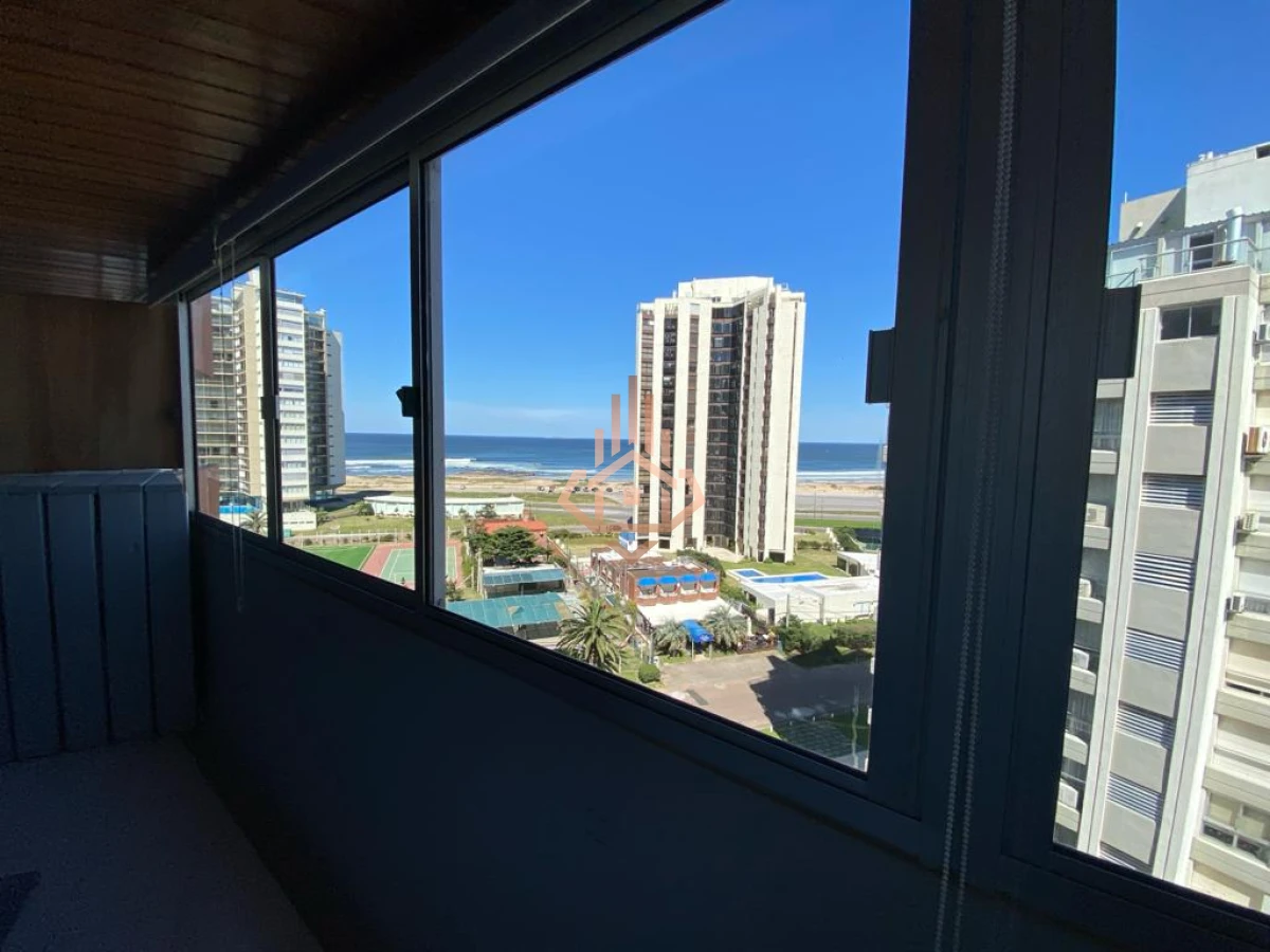 Apartamento en Punta del Este, Brava