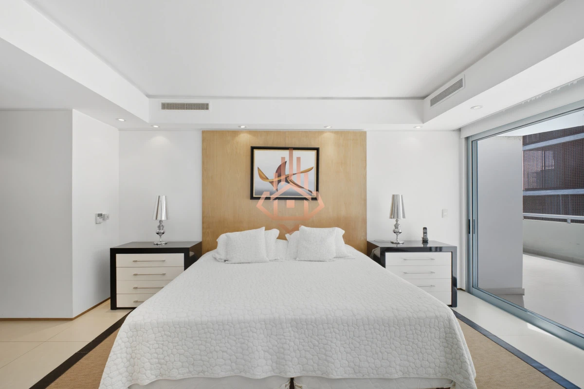 Espectacular Apartamento en Venta de 6 Dormitorios 6 Cocheras Increible Terraza con Piscina Privada