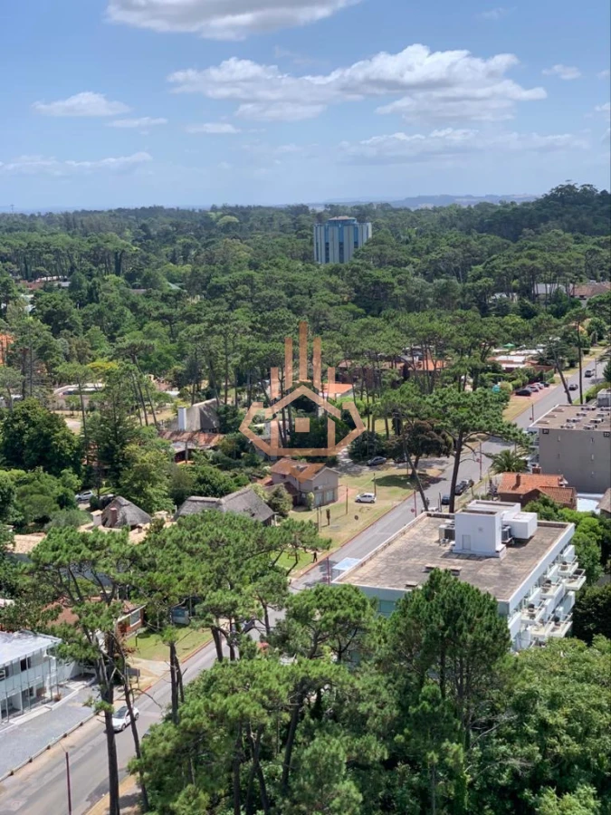 Venta Apartamento de 3 dormitorios con vista al mar. - Foto 2