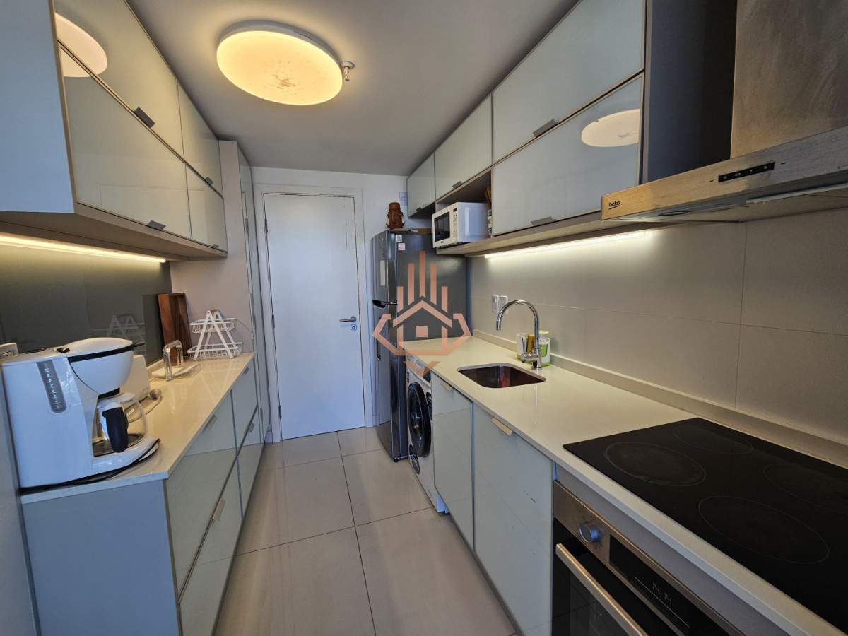 Se Vende Hermoso Departamento Piso 9 con 3 Dormitorios en Suite