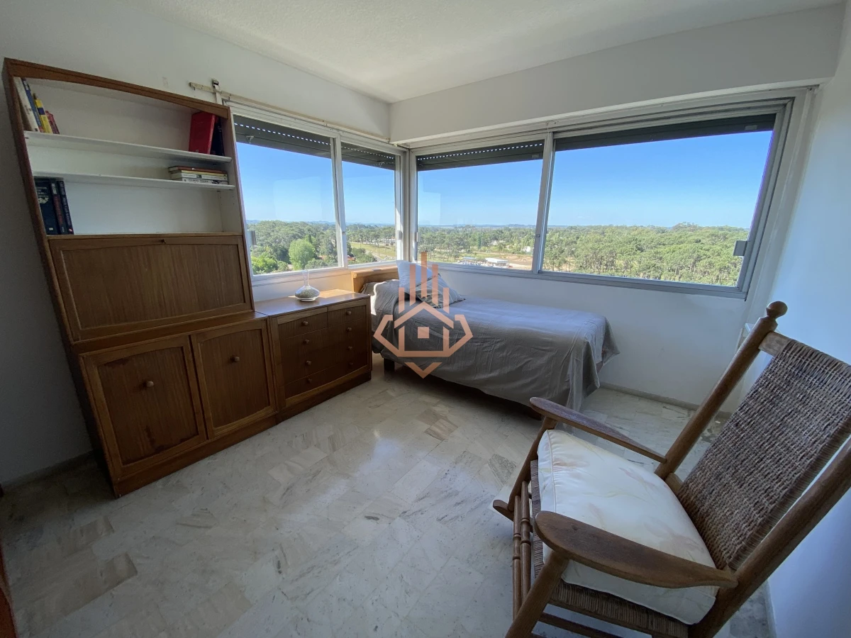 Venta Apartament 4 dormitorios,  Punta del este, Excelente ubicaciÃ³n.