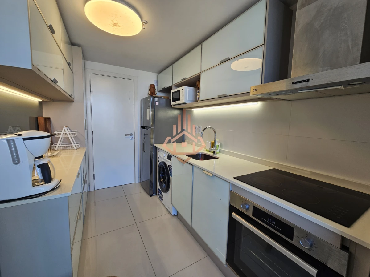 Se Vende Hermoso Departamento Piso 9 con 3 Dormitorios en Suite