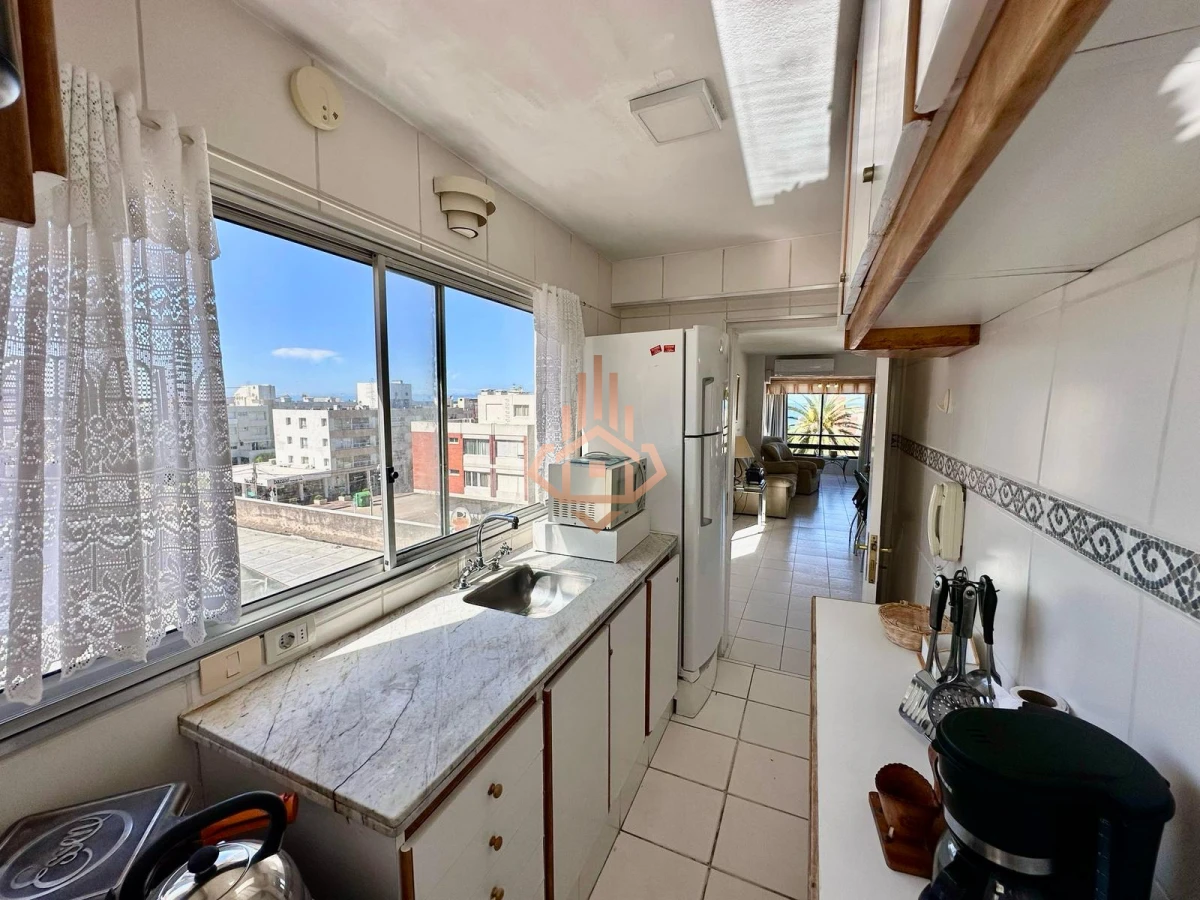 Venta departamento esquinero de 3 dormitorios a 100 metros del emir en Península