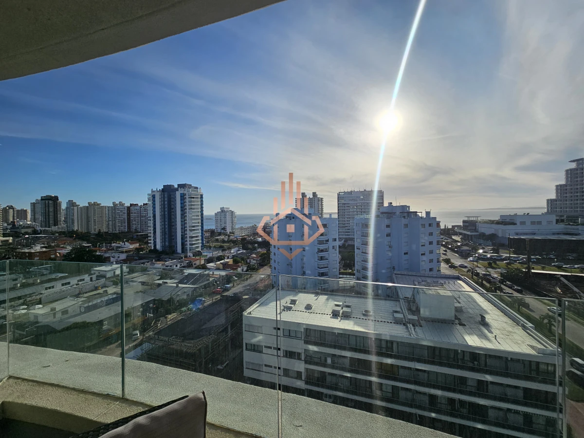 Se Vende Hermoso Departamento de 3 Dormitorios en Piso 10 Full Amenitis