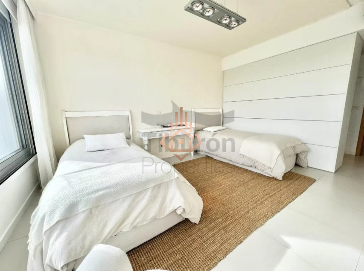 TIBURON PROPERTIES LOGO web - blanco.png TIBURON PROPERTIES LOGO web - blanco.png Tiburon Terrazas - SS 106