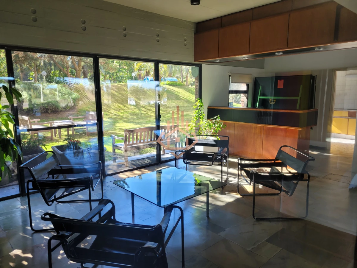 Venta de apartamento de lujo en Punta del Este - Edificio Seaside, Playa Brava (Parada 12½)