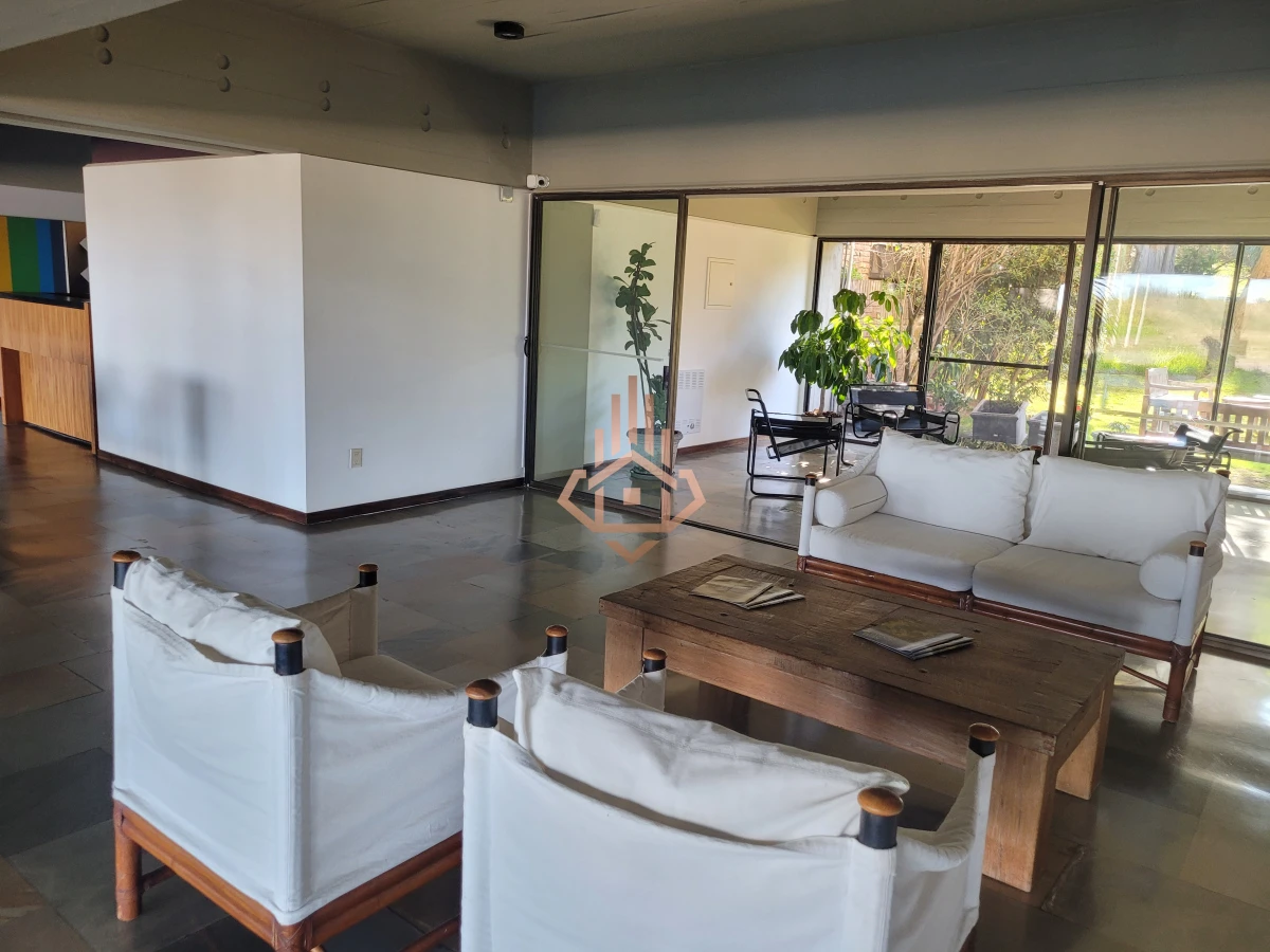 Venta de apartamento de lujo en Punta del Este - Edificio Seaside, Playa Brava (Parada 12½)