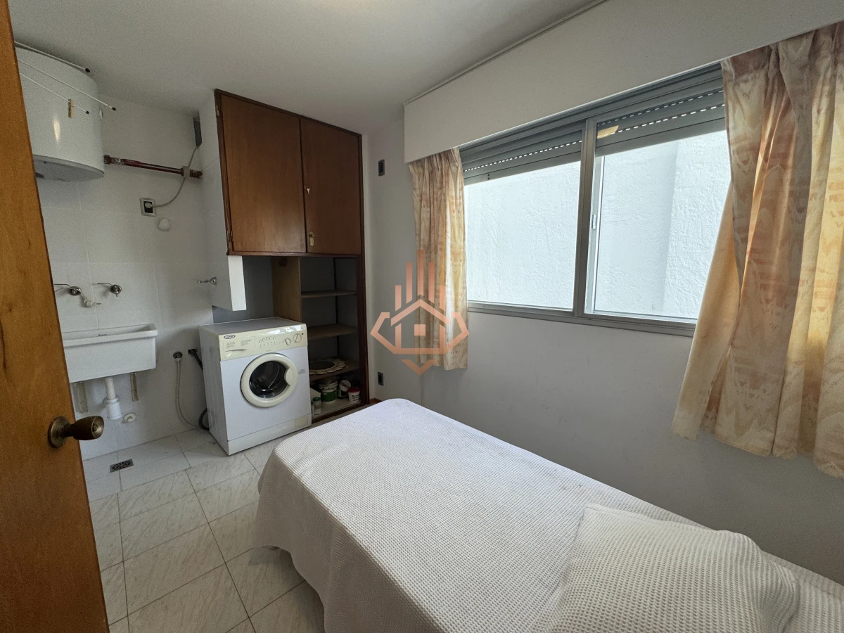 Venta apartamento frente al Mar de 3 dormitorios.