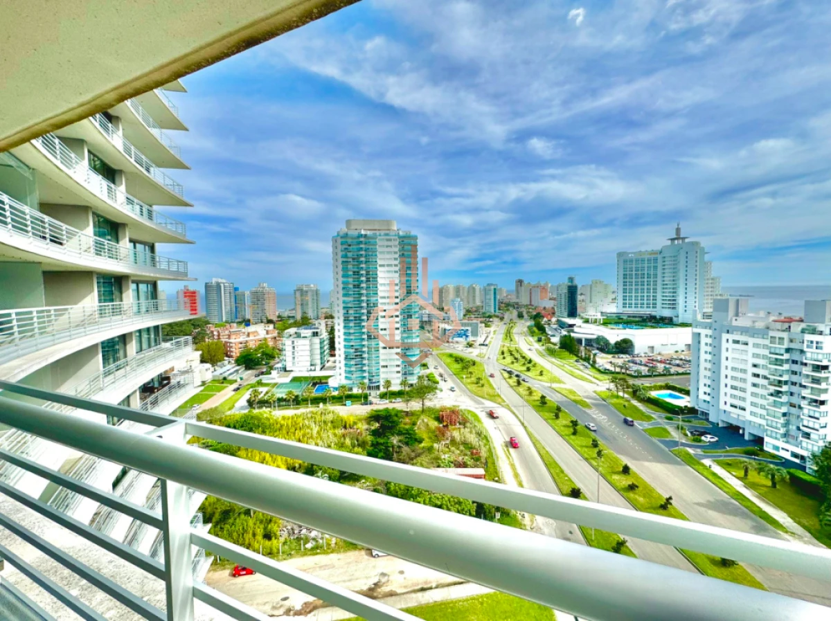 Apartamento en Punta del Este, Boulevard Artigas