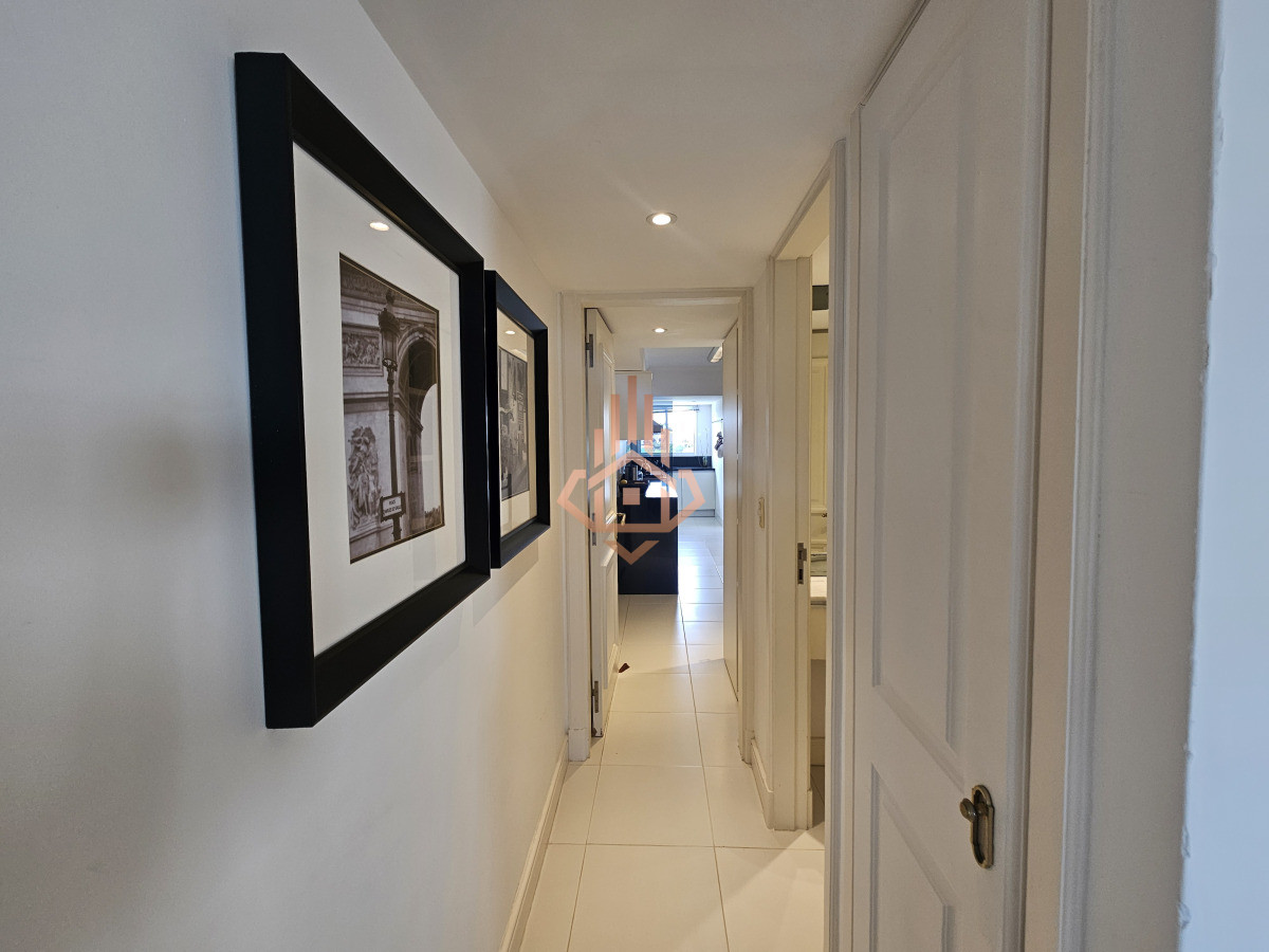 Se Vende Depto en Primera Linea de 4 Dormitorios en Suite Playa Brava