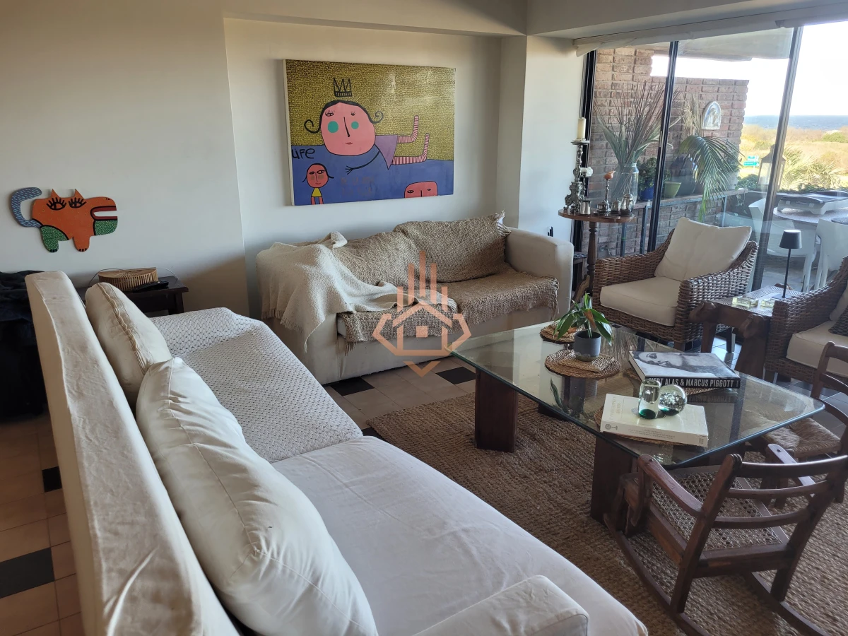 Venta de apartamento de lujo en Punta del Este - Edificio Seaside, Playa Brava (Parada 12½)