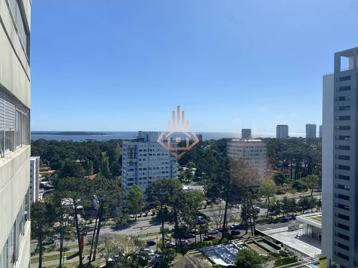 Venta Apartament 4 dormitorios,  Punta del este, Excelente ubicaciÃ³n.