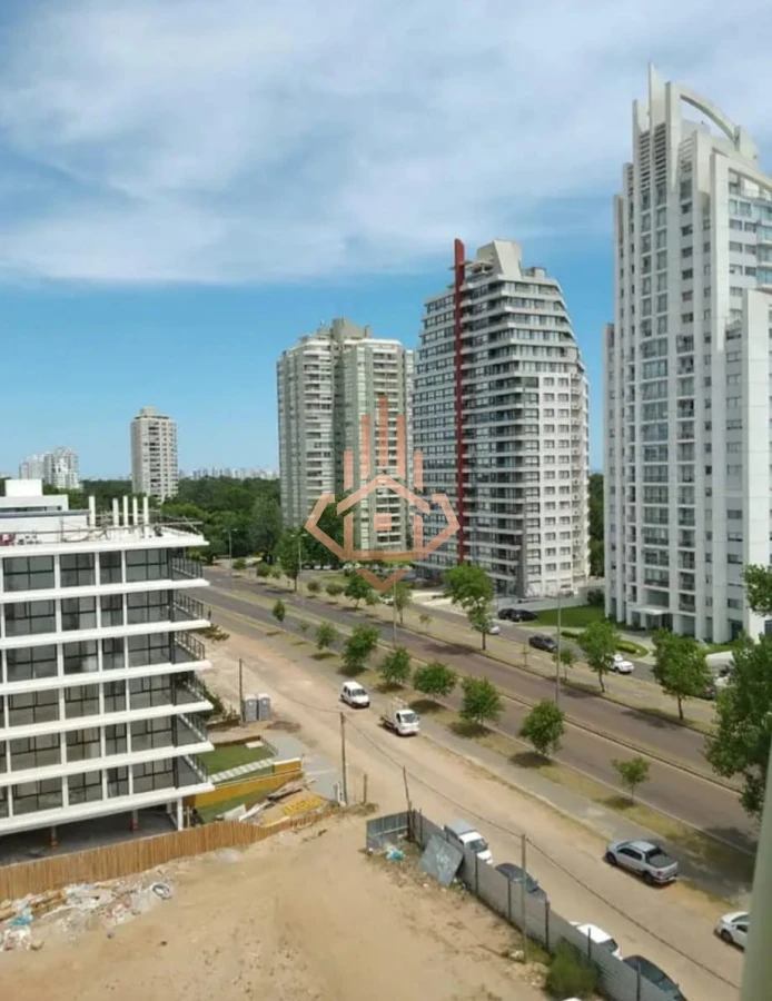 Departamento en alquiler anual y Venta 2 dormitorios Punta del Este