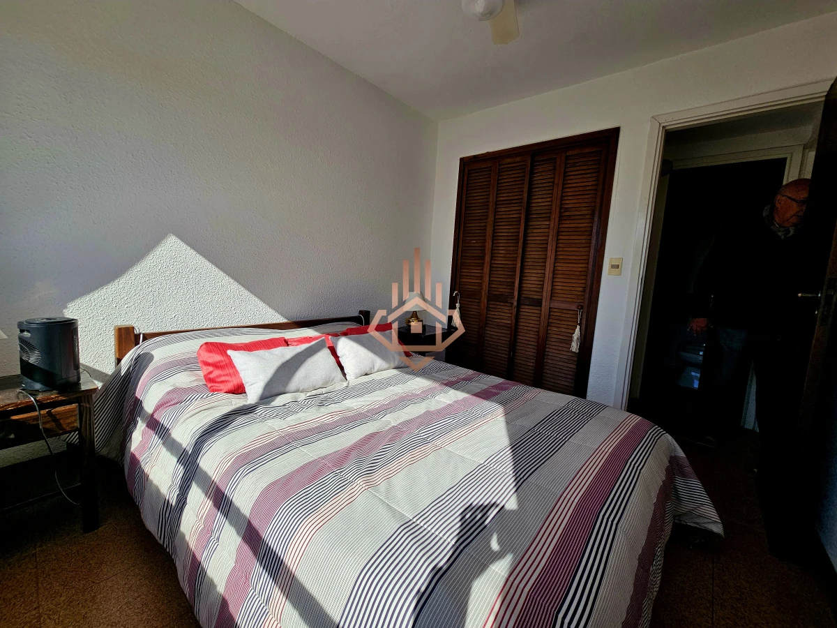 Alquiler temporal, e cuartos y medio, zona Roosevelt