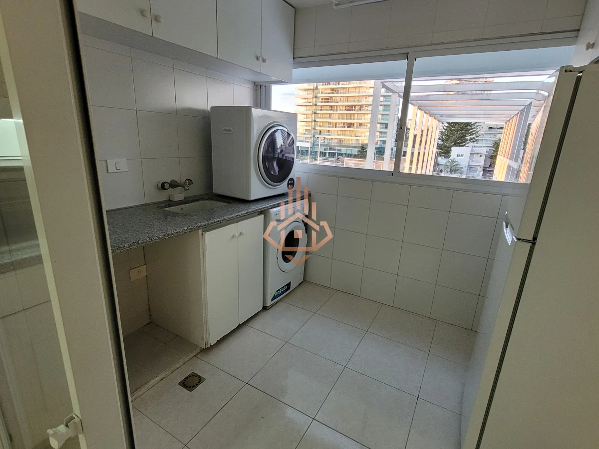 Residencia de lujo en venta frente al mar - Beverly Tower, Playa Mansa