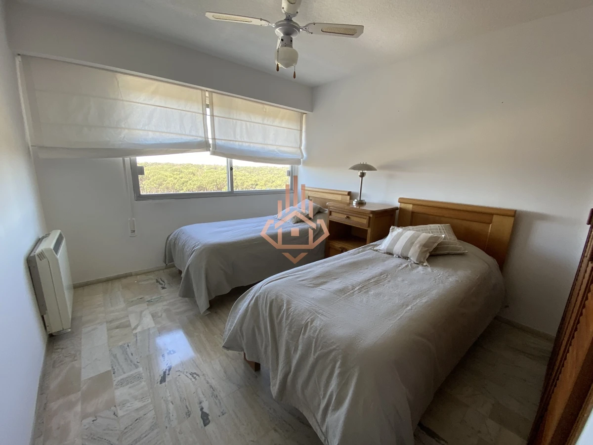 Venta Apartament 4 dormitorios,  Punta del este, Excelente ubicaciÃ³n.