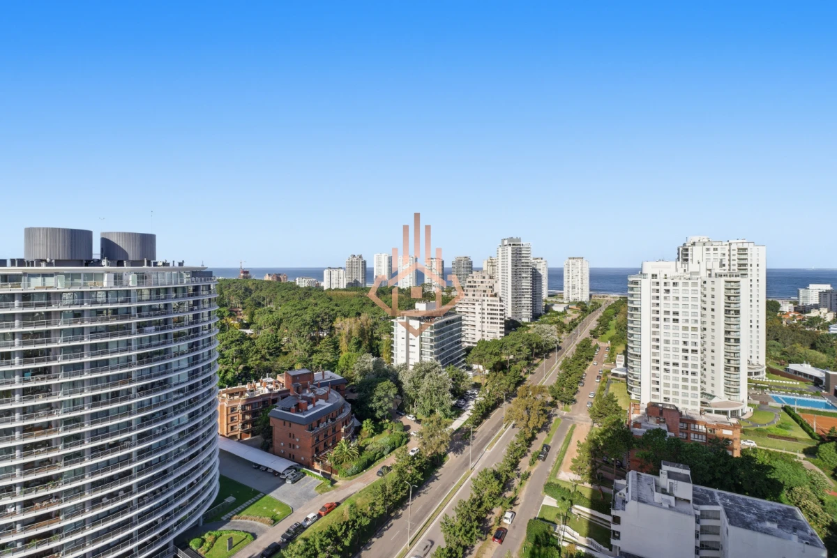 Venta Apartamento de 3 dormitorios con vista al mar. - Foto 1