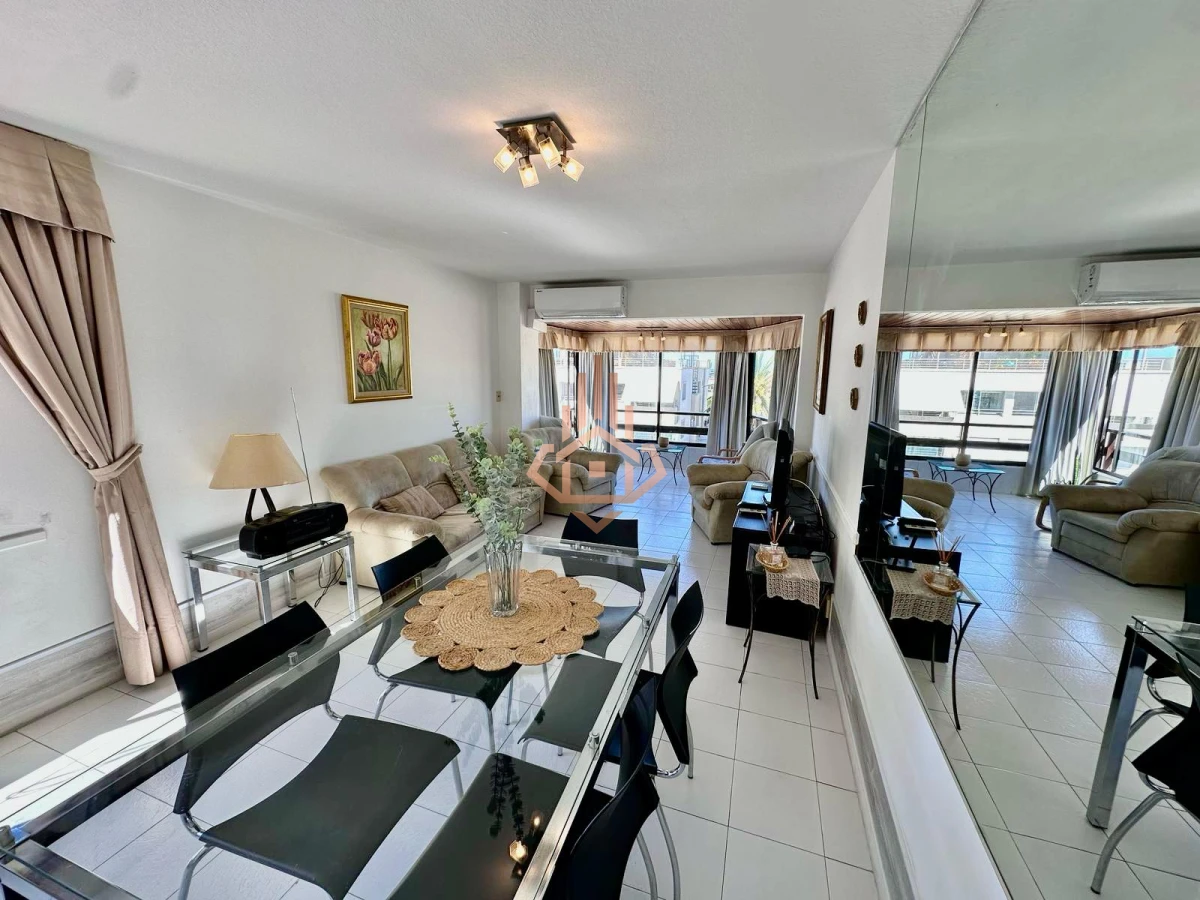 Venta departamento esquinero de 3 dormitorios a 100 metros del emir en Península