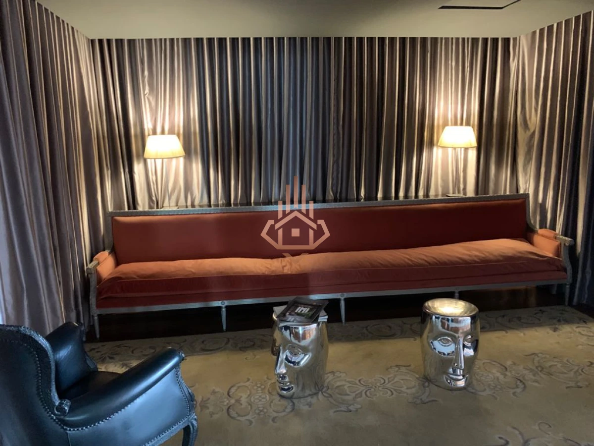 Venta en Punta del Este Edificio Yoo 1 Dormitorio y medio