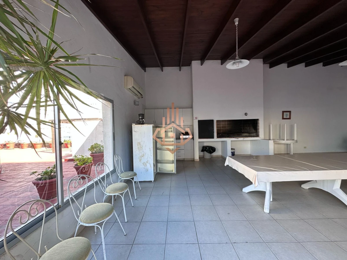 Venta departamento esquinero de 3 dormitorios a 100 metros del emir en Península