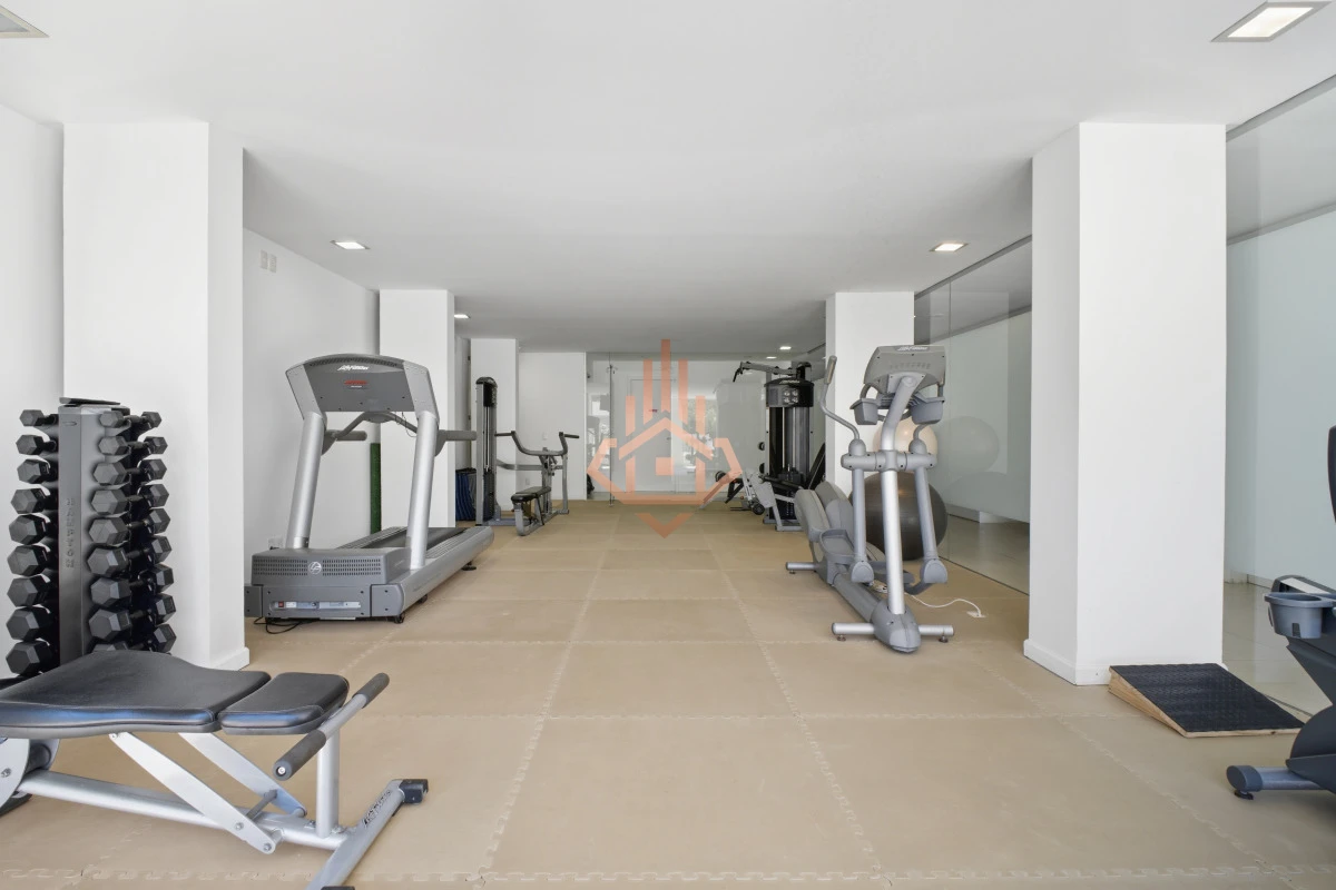 Espectacular Apartamento en Venta de 6 Dormitorios 6 Cocheras Increible Terraza con Piscina Privada