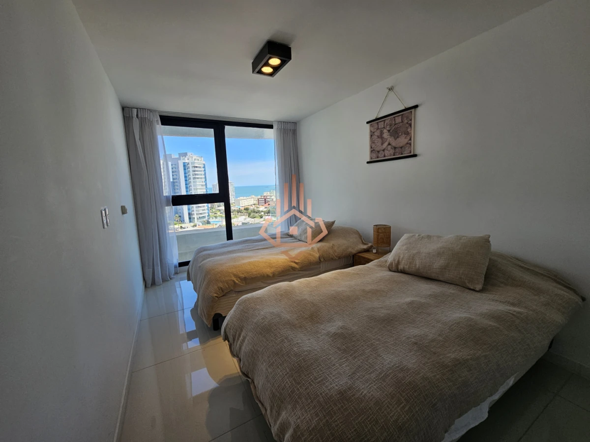 Se Vende Hermoso Departamento Piso 9 con 3 Dormitorios en Suite