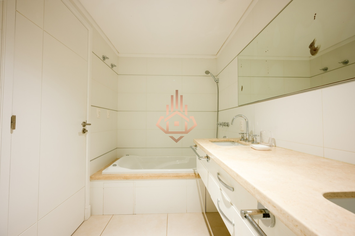 Venta Apartamento Penthouse 3 dormitorios, Frente al mar