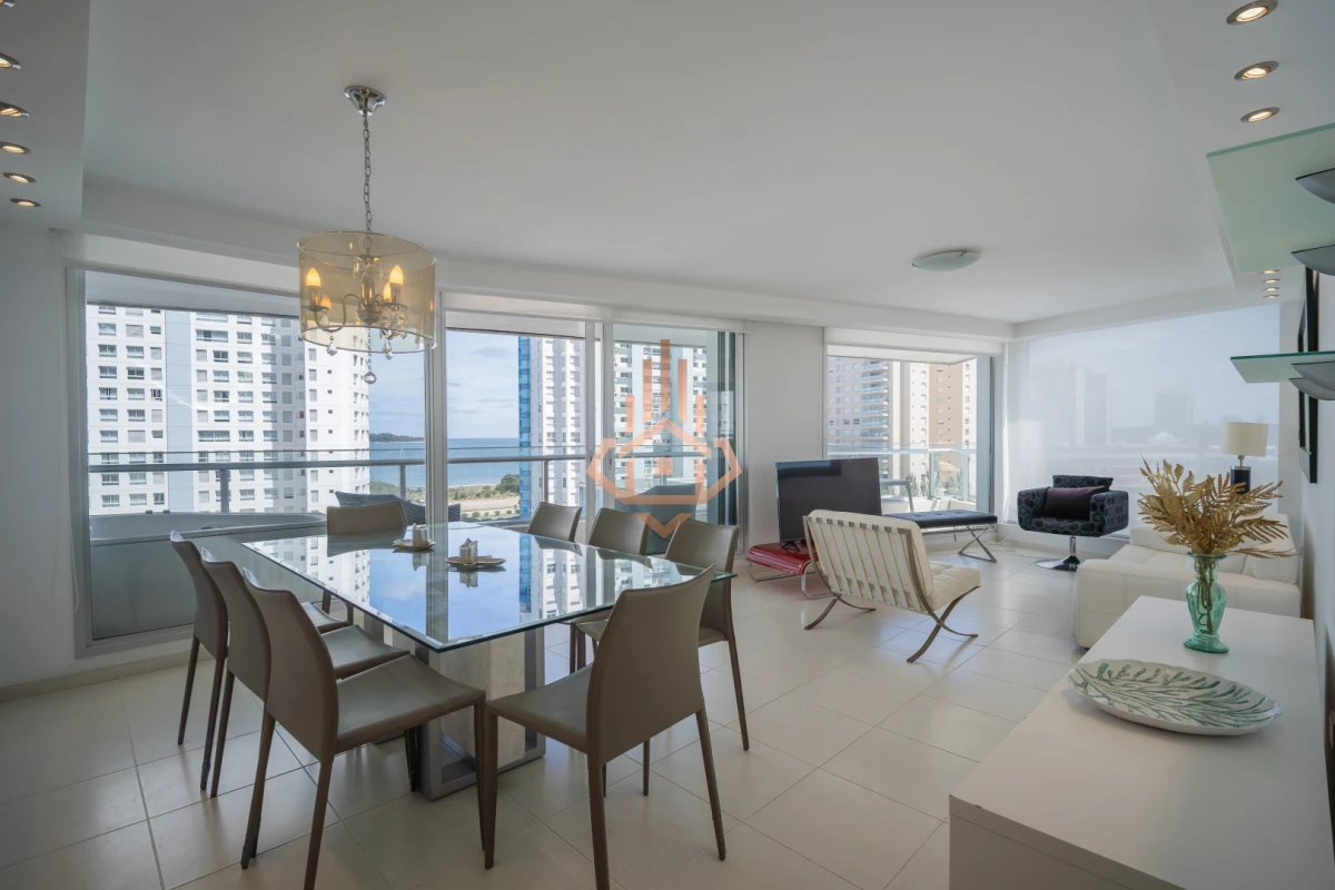 Comodo Apartamento de 3 suites