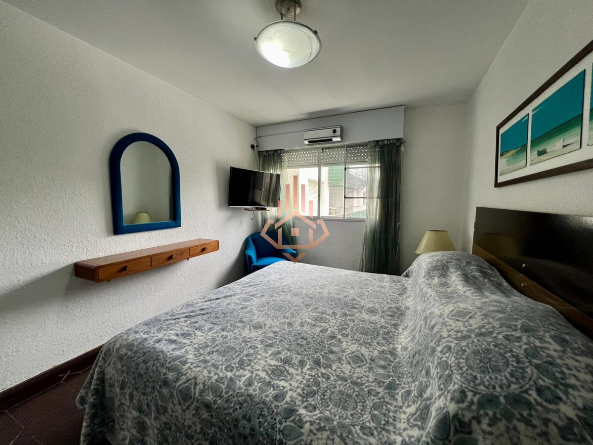 Venta departamento 2 dormitorios en Edificio Positano, Playa Mansa, Península