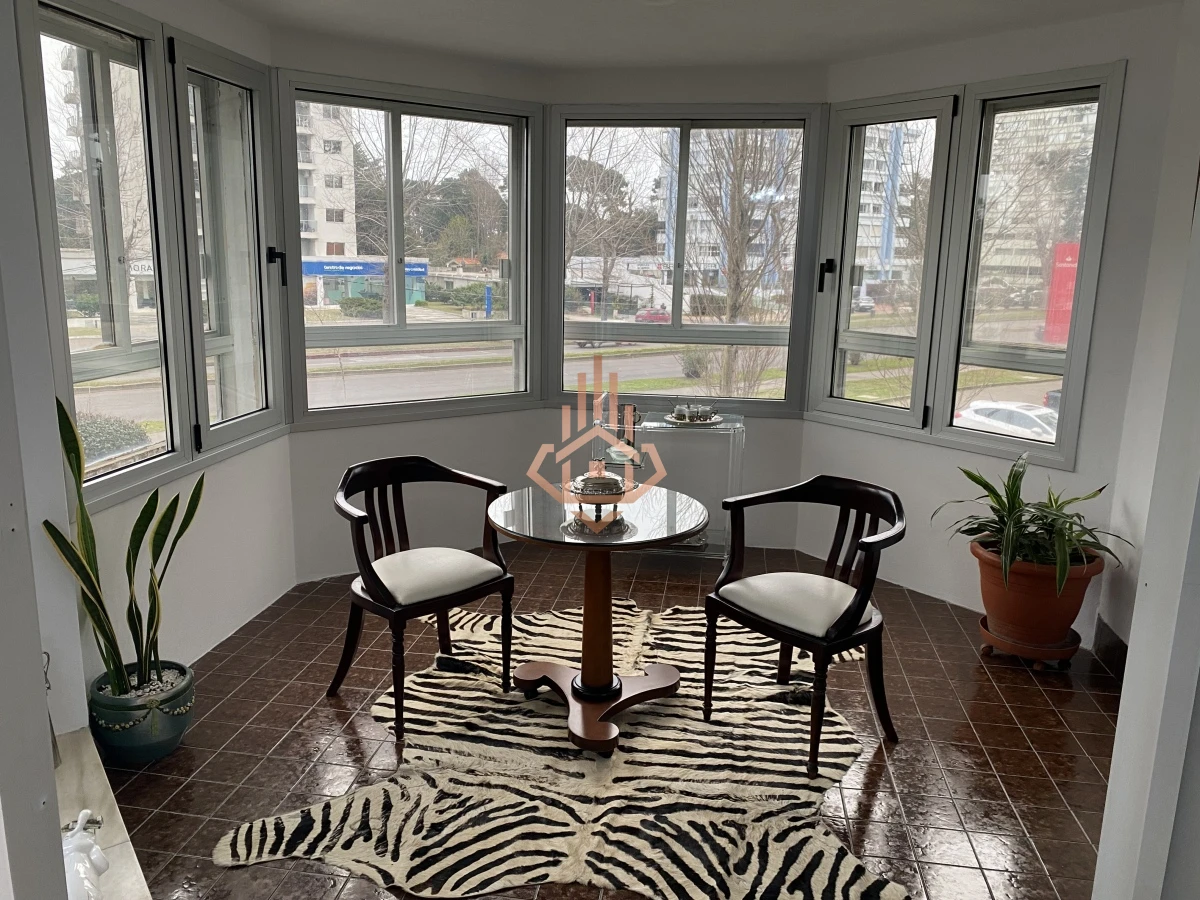 Venta Apartamento 3 dormitorios + dependencia, excelente orientaciÃ³n