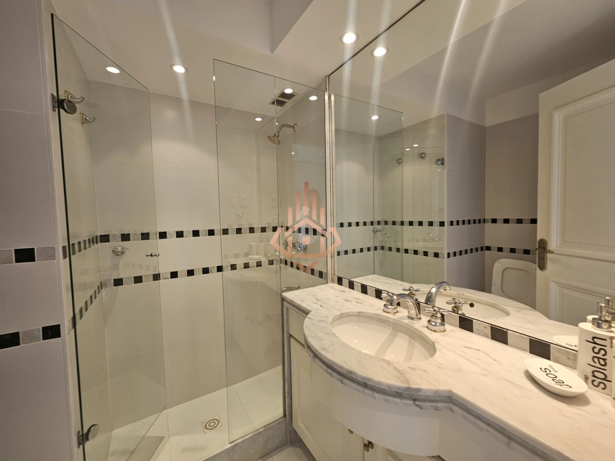 Se Vende Apartamento de 4 Dormitorios en Suite y Terraza Privada con Barbacoa Cerrada Balcon con Espectaculares Vistas