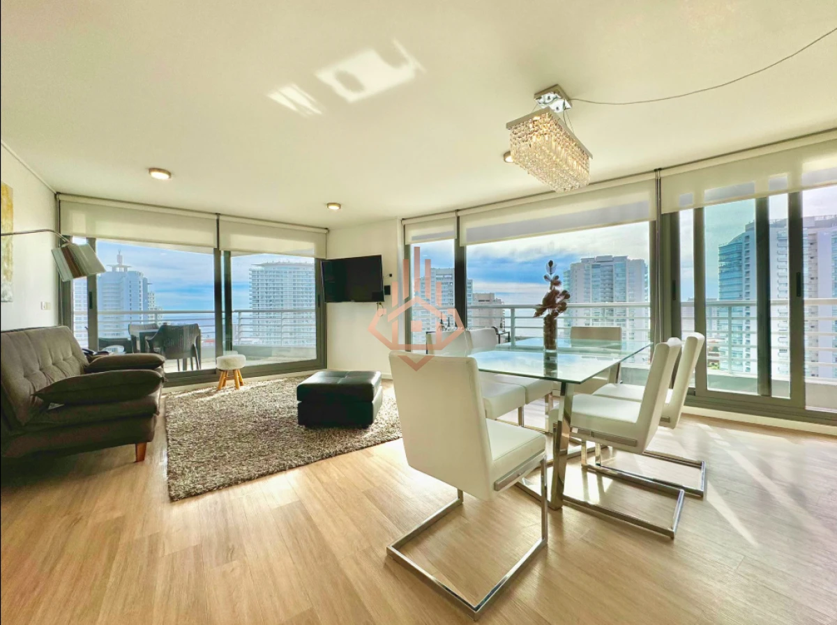 Apartamento en Punta del Este, Boulevard Artigas