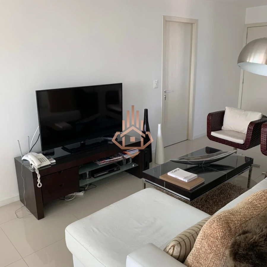 Venta Apartamento de 3 dormitorios con vista al mar.