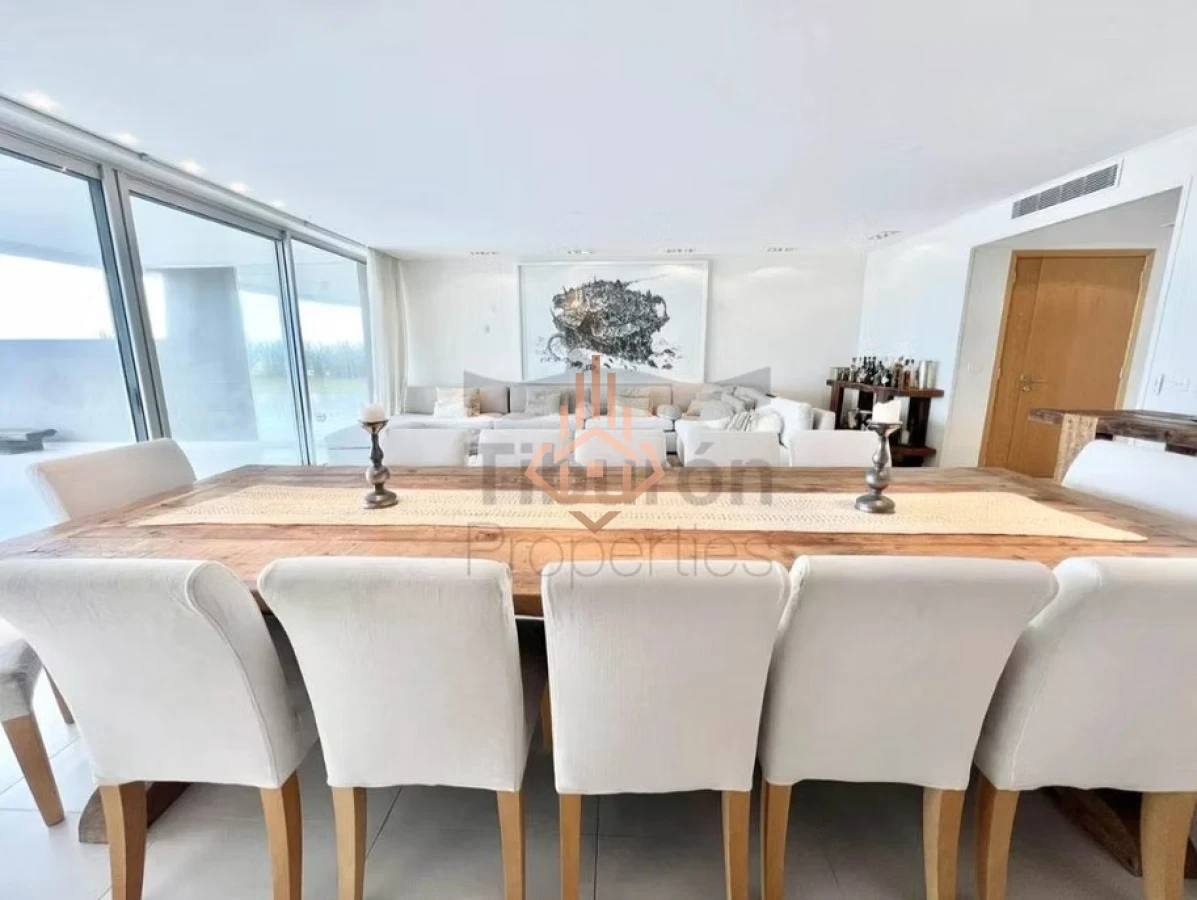 TIBURON PROPERTIES LOGO web - blanco.png TIBURON PROPERTIES LOGO web - blanco.png Tiburon Terrazas - SS 106