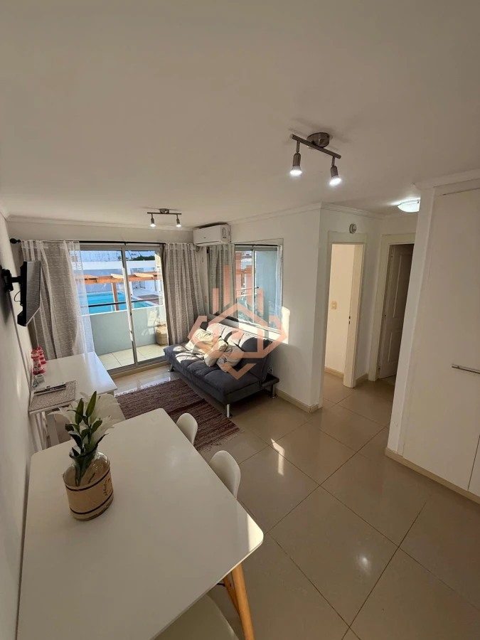 Apartamento con garage y balcón en la Peninsula