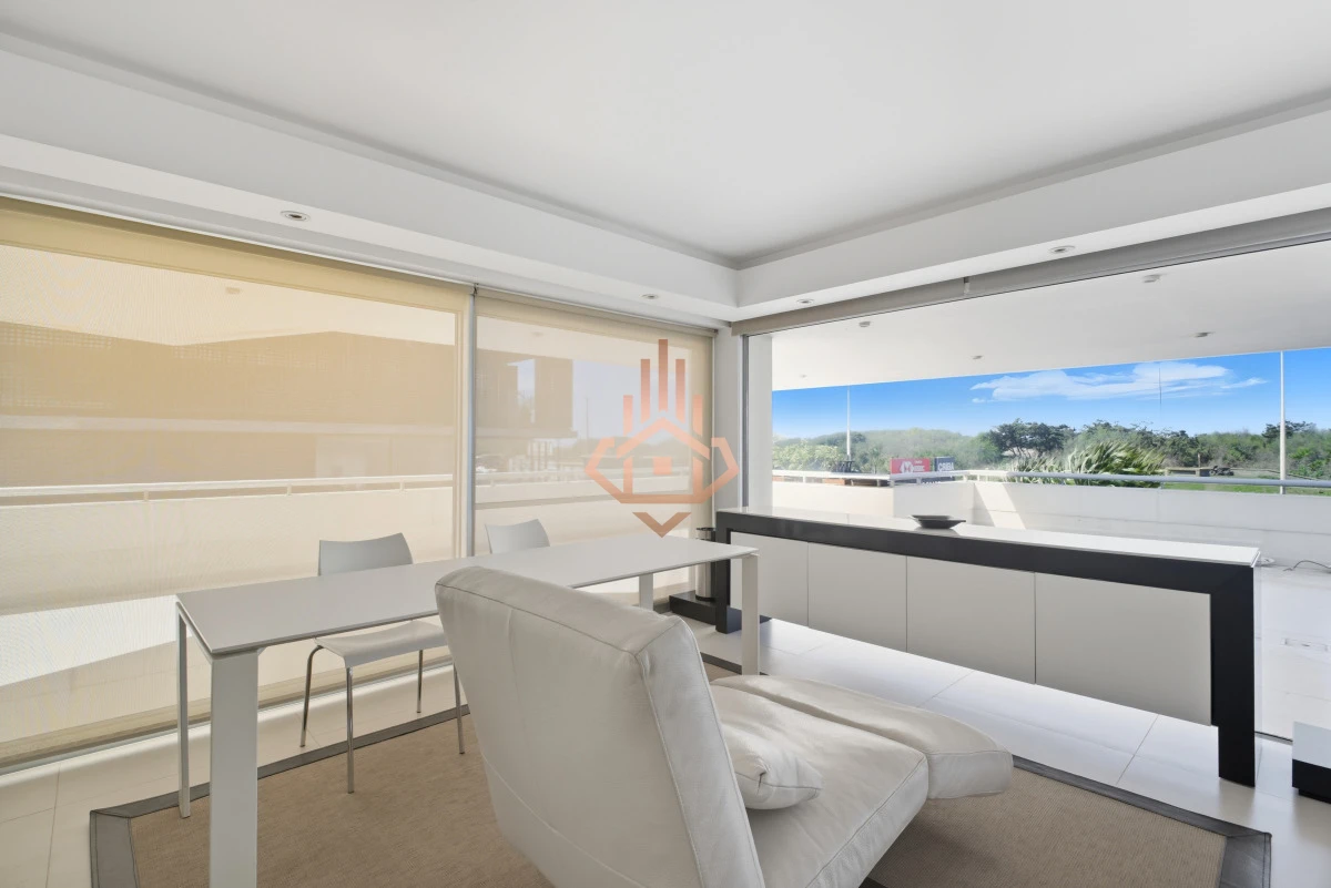 Espectacular Apartamento en Venta de 6 Dormitorios 6 Cocheras Increible Terraza con Piscina Privada