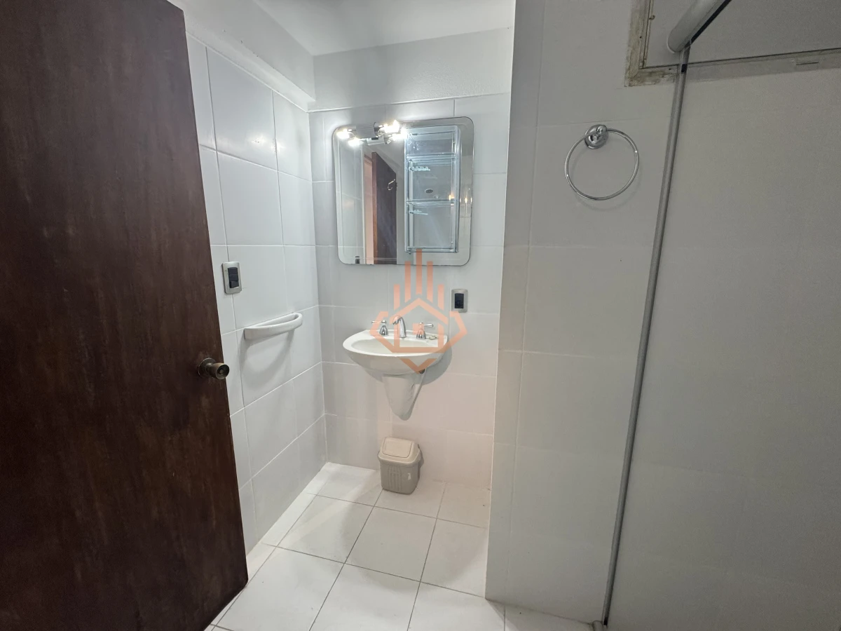 Venta apartamento frente al Mar de 3 dormitorios.