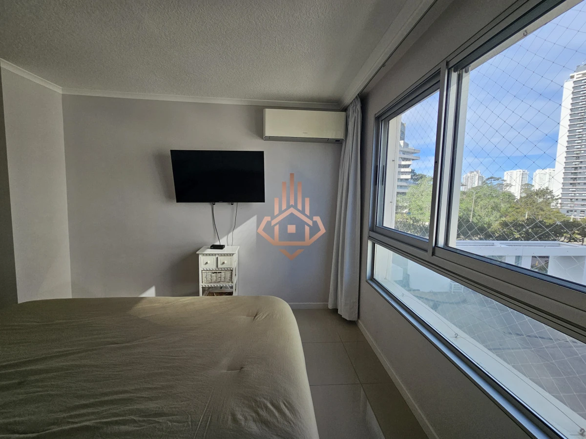 Departamento en Venta en Ocean Drive de 3 Dormitorios Mas Dependencia