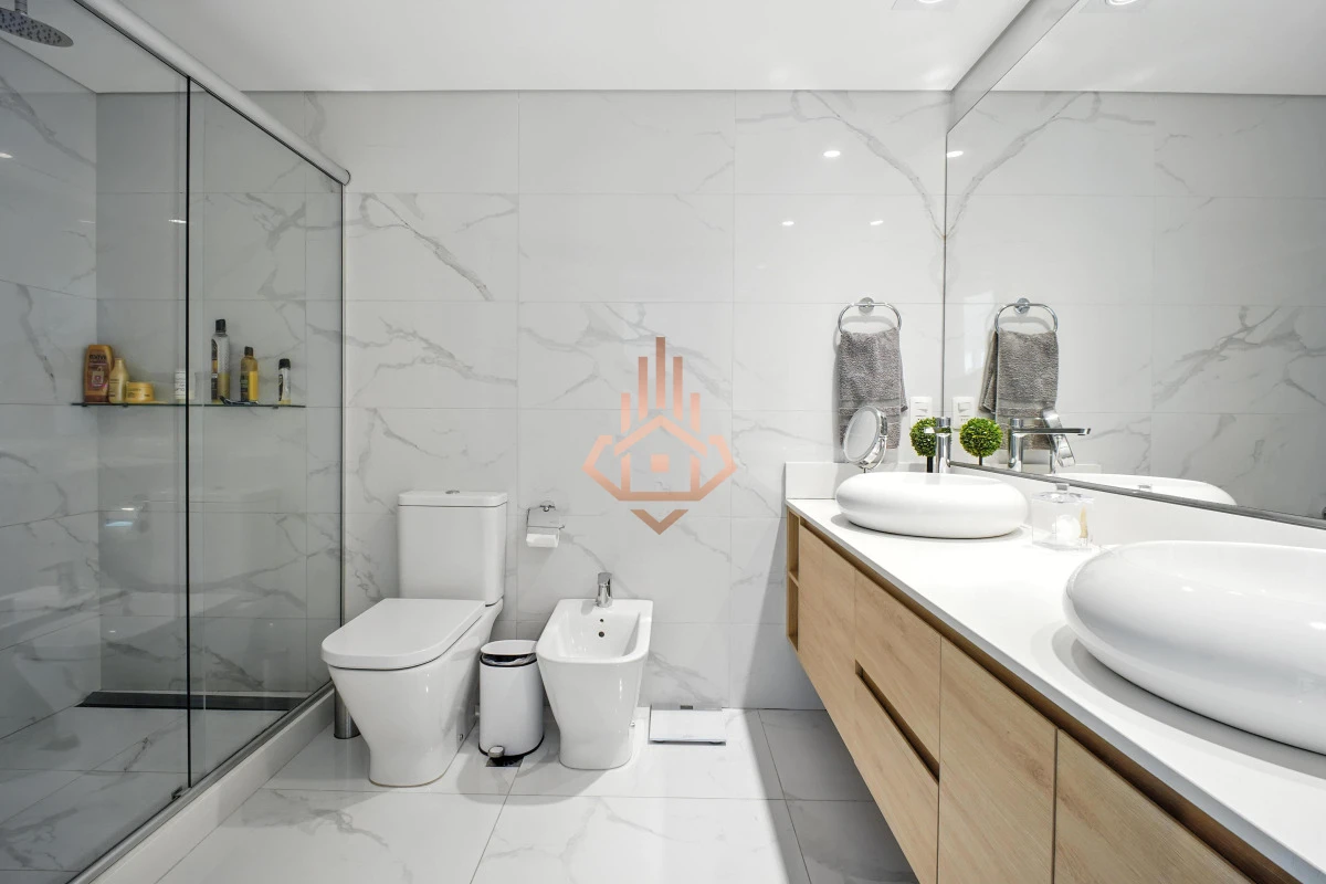 Apartamento en Venta 3 suites + servicio en Paramount Tower, Playa Mansa