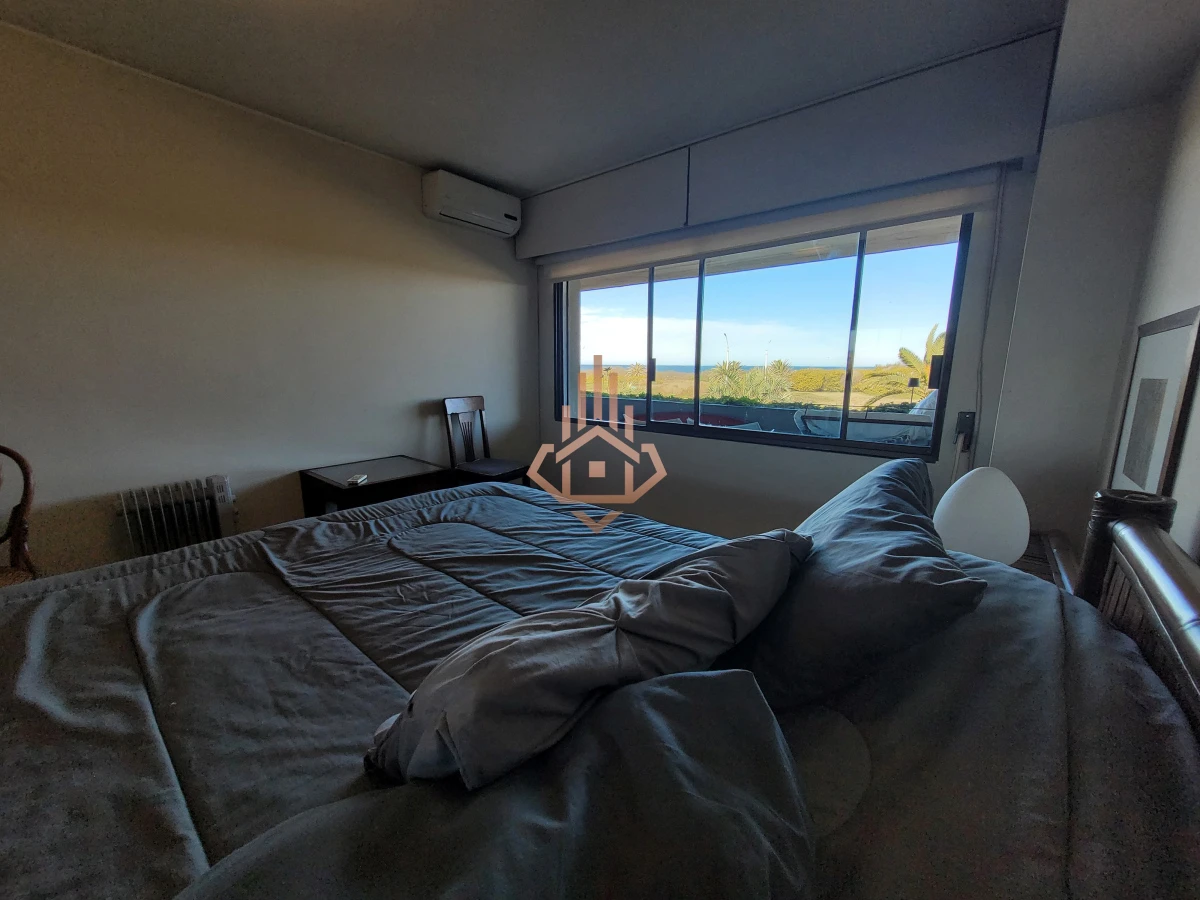 Venta de apartamento de lujo en Punta del Este - Edificio Seaside, Playa Brava (Parada 12½)