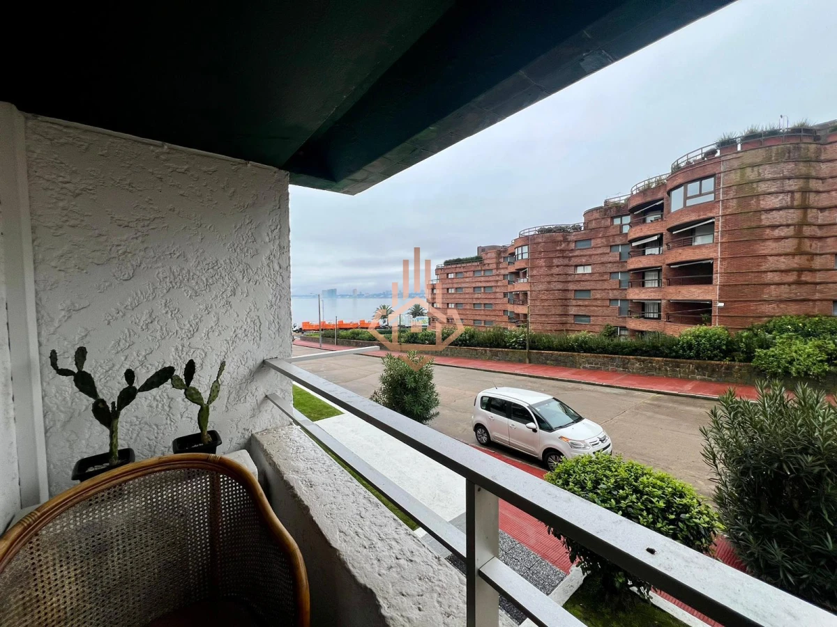 Venta departamento 2 dormitorios en Edificio Positano, Playa Mansa, Península