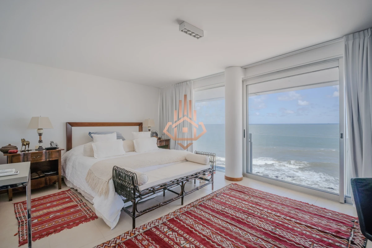 Triplex Penthouse Frente al Mar