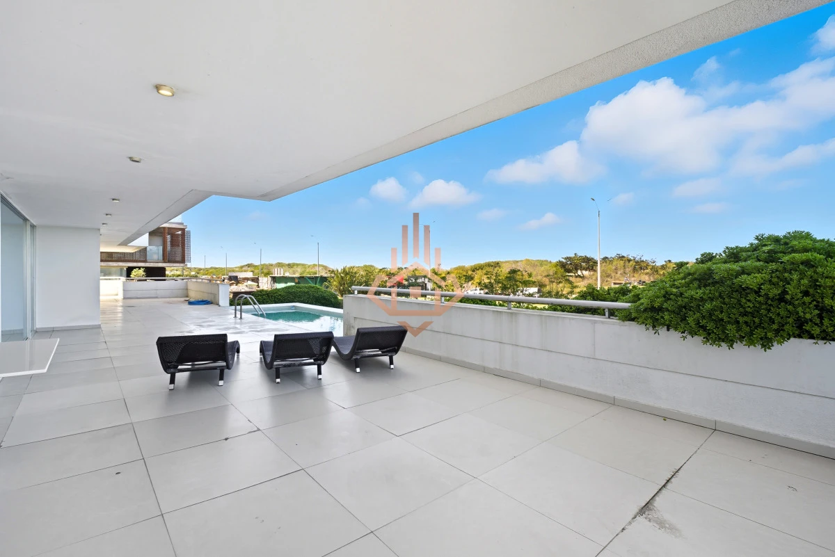 Espectacular Apartamento en Venta de 6 Dormitorios 6 Cocheras Increible Terraza con Piscina Privada