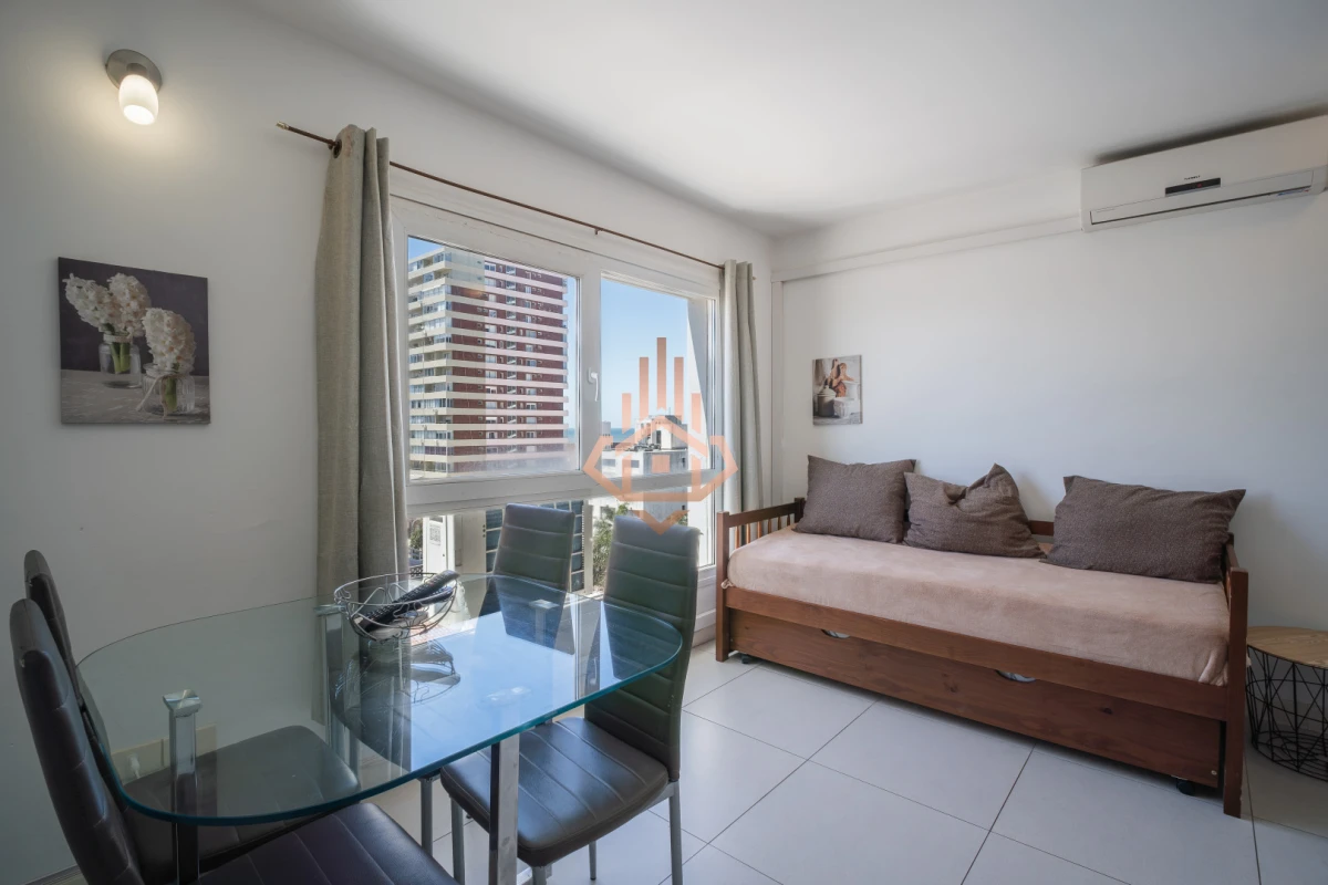 Oportunidad en la Península: 1 dormitorio con amenities y cochera